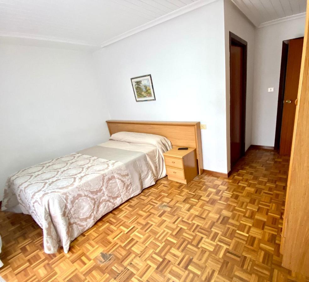 Garden Lodge Hostal Evencio Ribadavia Exterior foto