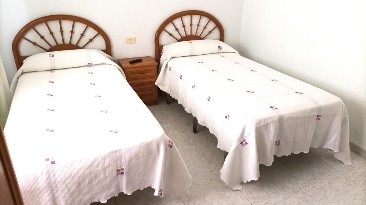 Garden Lodge Hostal Evencio Ribadavia Exterior foto