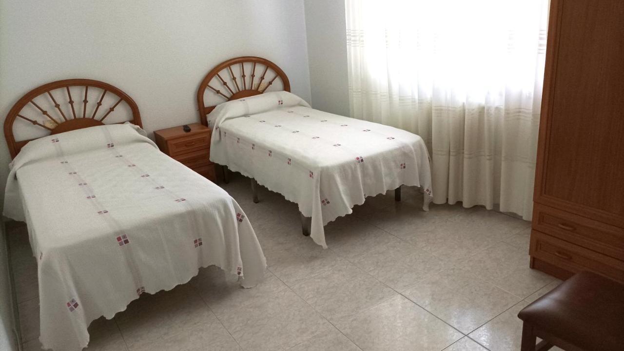 Garden Lodge Hostal Evencio Ribadavia Exterior foto
