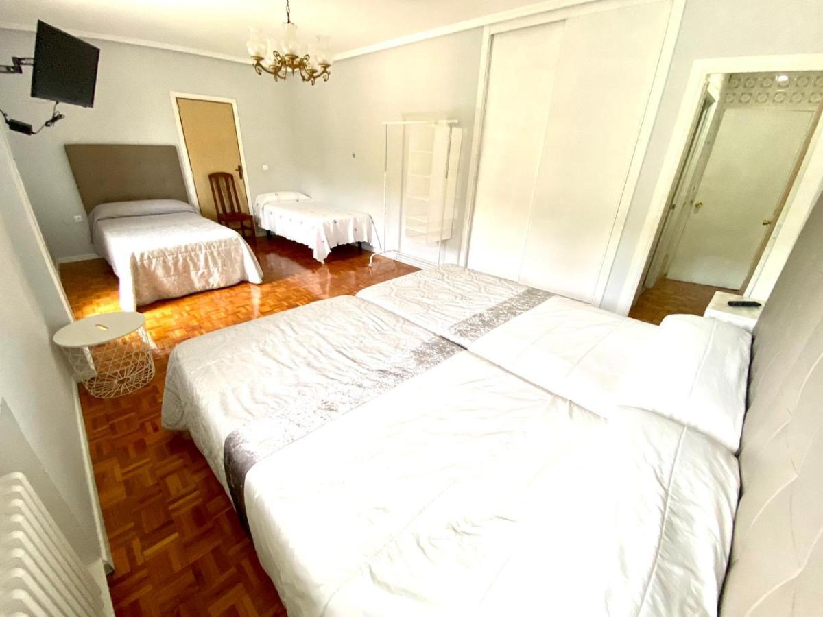 Garden Lodge Hostal Evencio Ribadavia Exterior foto